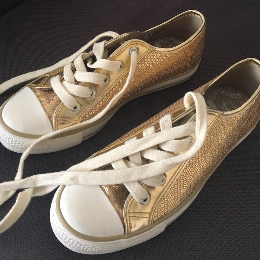 Gold converse like shoes 7.5